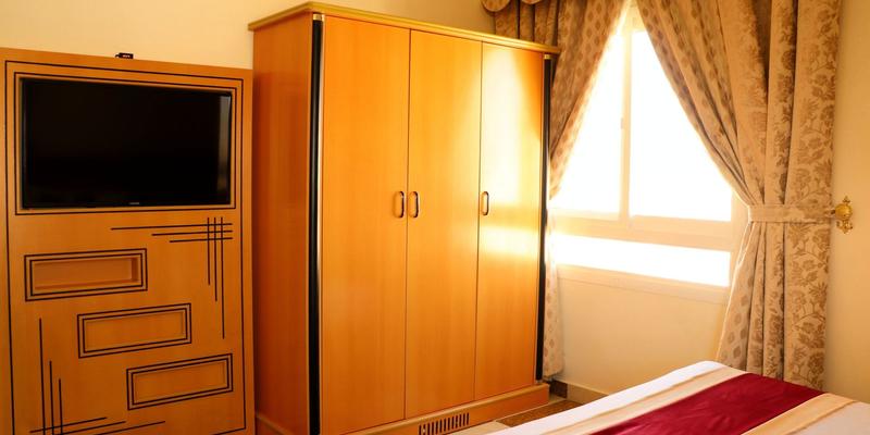 room_8ea8462d-2087-4d03-b344-dd1e8d5643ad.jpg