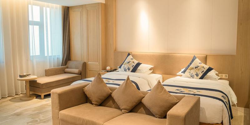 room_7dfba5d0-be1e-403b-92fb-12c40c105f77.jpg