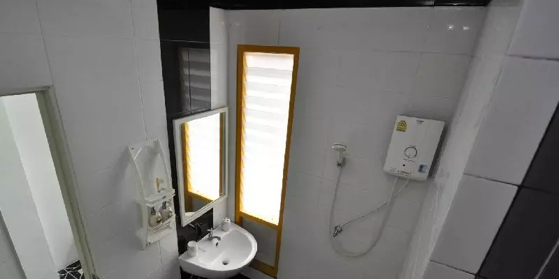 room_231898f7-d090-458e-99f0-3de5a71f4b93.jpg