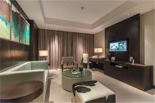 room_0b7191dc-4ccb-4eba-94b7-d1f5e9e19aa5.jpg