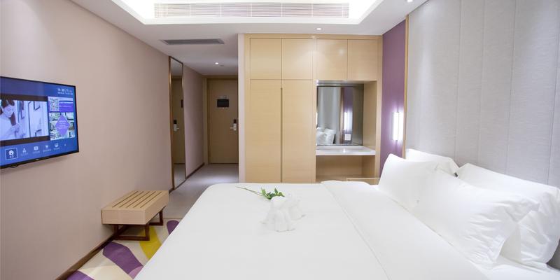 room_c8fe4dc4-3edb-4d8c-9146-64ce70de224a.jpg