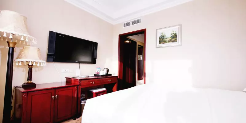 room_0fd6b7f9-897f-4d90-8334-25d635edd208.jpg