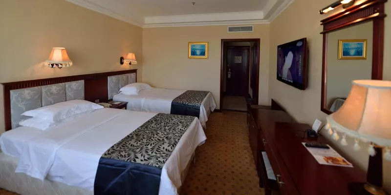 room_a39ad64c-f345-44d2-af6d-93e6507b9b4a.jpg