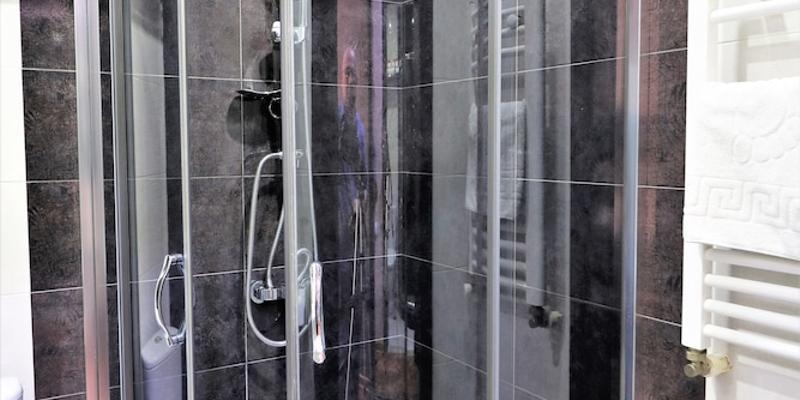 room_41f91ed1-4ea1-4bed-9704-d1b8a3b0c434.jpg