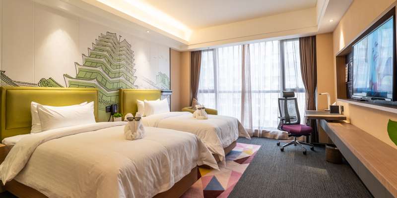 room_10e458fd-ceaf-4350-98de-12f99933a48e.jpg