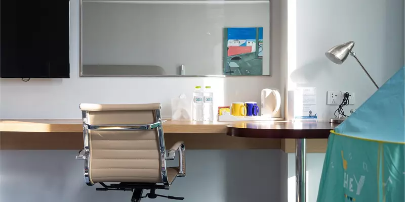 room_518c5e80-3be8-4ddc-904f-cf417a7e9b18.jpg