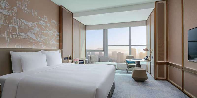 room_0aac835c-15b4-42a6-bb1f-668b2fc04d2d.jpg