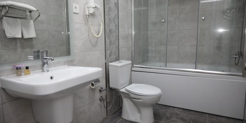 room_b33c6d2b-b955-4b7b-8378-cdf2cf6c2703.jpg