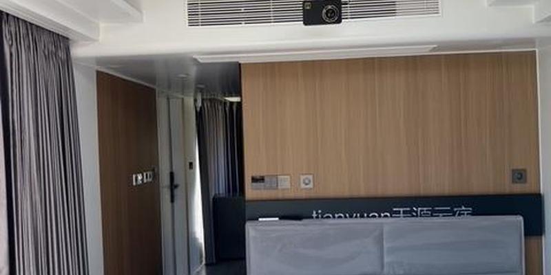 room_7ce2a36a-e36f-40f2-b68d-243ed06945ec.jpg