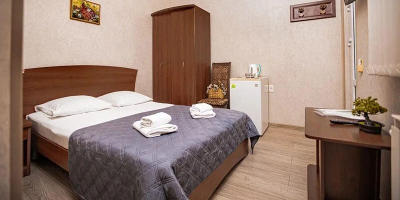 room_2d1e1144-1292-47f8-9571-c9e08e7ab91c.jpg