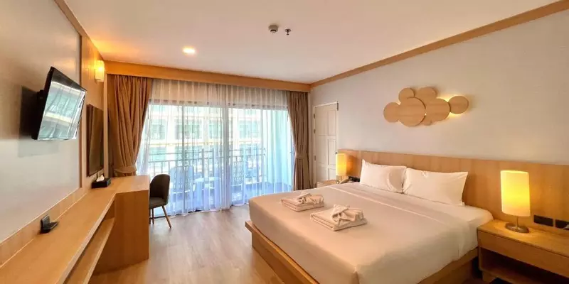 room_de7dc116-1108-430a-8c9c-c49192b93ec1.jpg