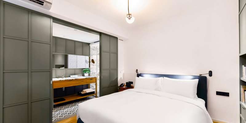 room_eee9a879-e1fa-425e-8117-815039a54b79.jpg
