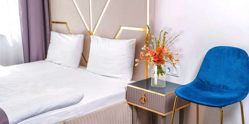 room_5ec44866-0997-4f62-8c20-6796e748b09e.jpg