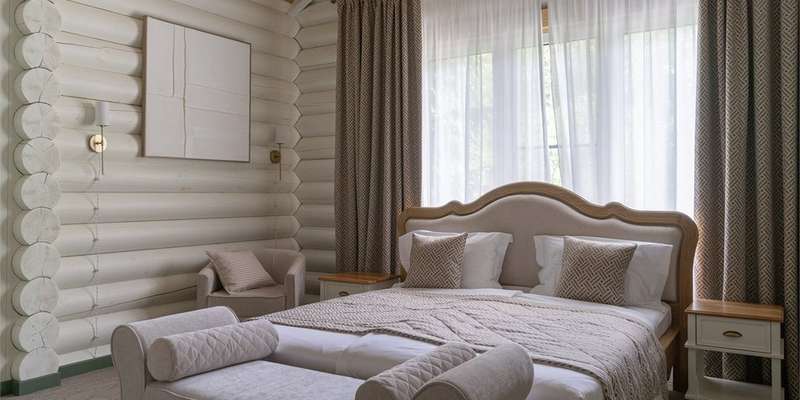 room_aa7edb34-93c5-4b6c-a65a-6c4a97b8e4d1.jpg
