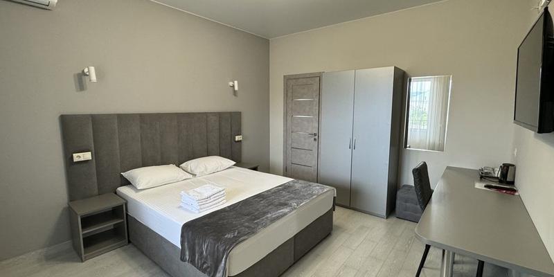 room_c2d663d4-e079-4e01-9922-48428c8c88de.jpg