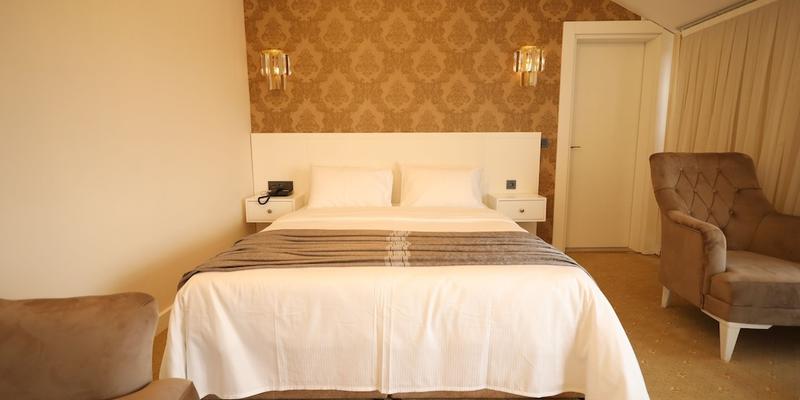 room_5e06a9c3-e576-45ac-a5b3-8067c071c401.jpg