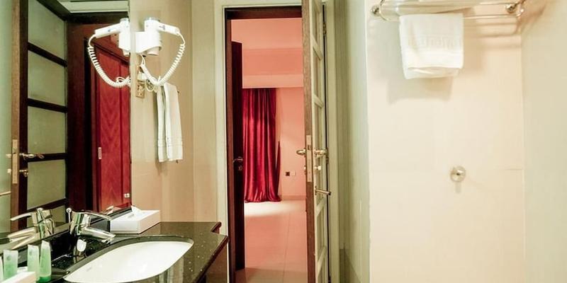 room_d29e5ac5-bc7e-408e-825f-19359cd88b2e.jpg