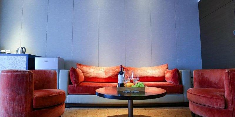 room_16d2398e-e5c3-4975-a042-07131f9a8b95.jpg