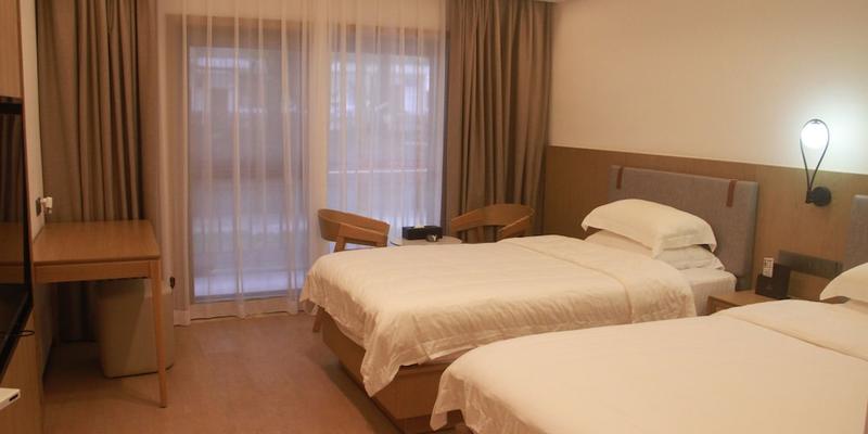 room_20b38ca2-33d0-4327-bca8-db6f028ee978.jpg