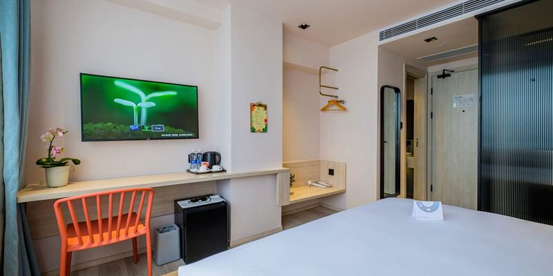 room_29d52619-9aad-4e74-a4d0-693d5a29587b.jpg