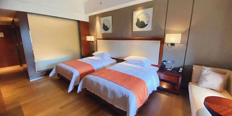 room_b0229e15-166c-41cd-b0b7-a3a99c5e623e.jpg