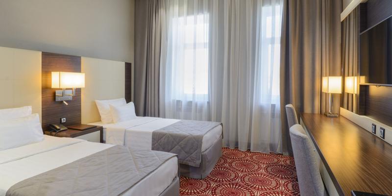 room_165f3d8f-fb2c-4503-baf8-ee6b6531afa6.jpg