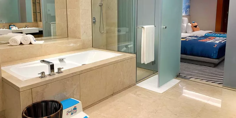 room_b1656041-5f8e-46e1-88fa-d8f75a62a6f9.jpg