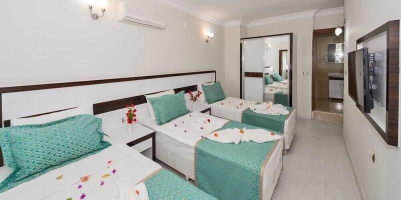 room_d4f472fa-c281-43ea-aa67-1fa85139806d.jpg