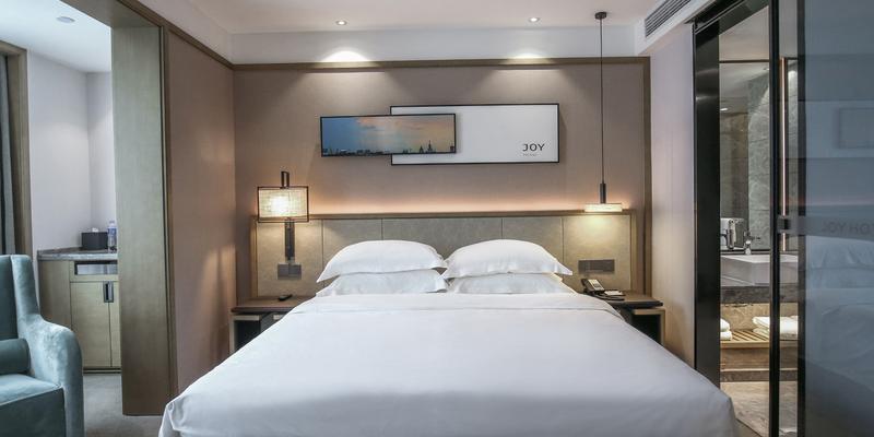 room_a14e4fb9-ed36-4179-8d79-dab3b005c3b6.jpg