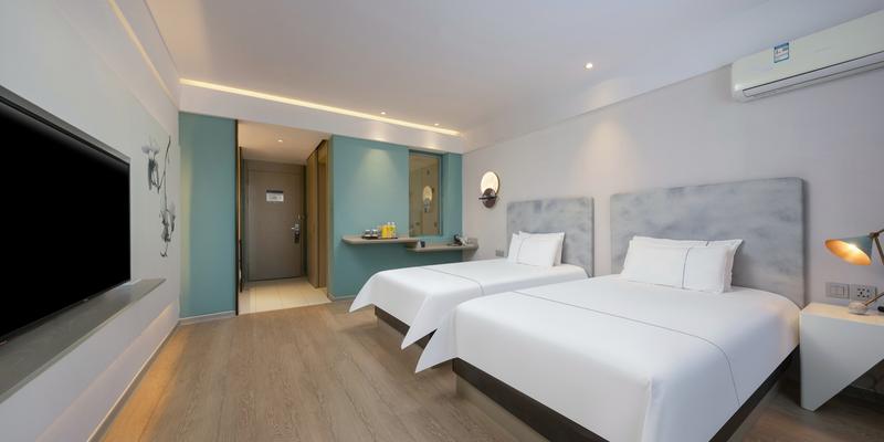 room_03ff7dcf-cbd0-4c9e-86ef-ed7c019cb03f.jpg