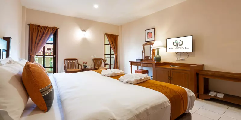room_347e2fd1-350d-4464-b659-a199a66f5235