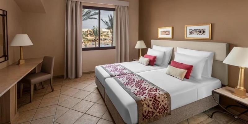 room_ececbd9f-5074-43a0-8542-decfe9272893