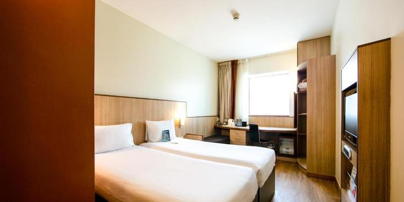 room_dde8bc1f-eee7-4ee9-a0f1-d3b87c55d10c.jpg
