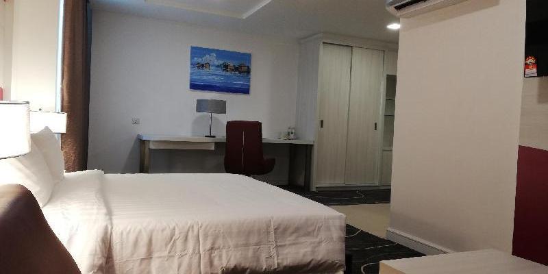 room_c36752fc-6834-4ddd-9f93-c33dfdbc4119.jpg