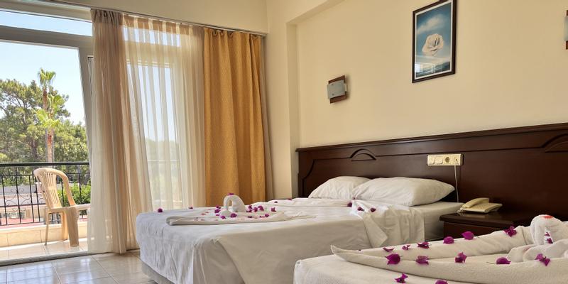 room_cea25aa6-523e-4eef-bde4-677de8623462