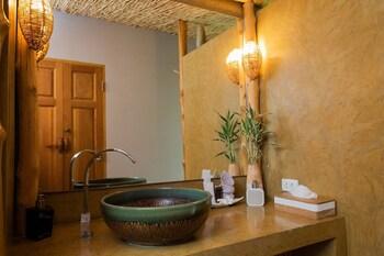 room_a27d4106-016a-472d-bb6a-5aecb46ee3c3.jpg