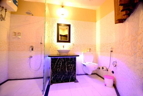 room_4aa8da9d-81cf-4d22-9d11-8f91976d2c03.jpg