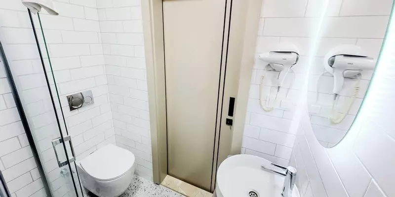 room_56e3b171-ea63-4e7b-bf79-d8558509f984.jpg