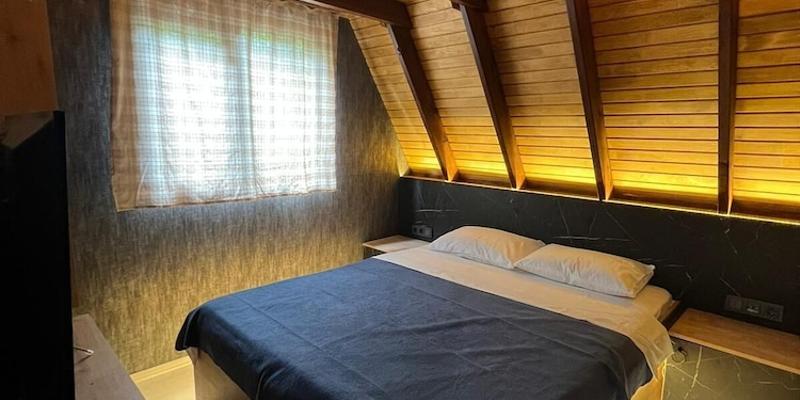 room_2112f8cc-c718-4e65-b66e-db7b24cde98e.jpg