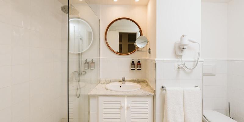 room_c40697be-966e-4a1e-bbf5-dfc1bf6c81c0.jpg