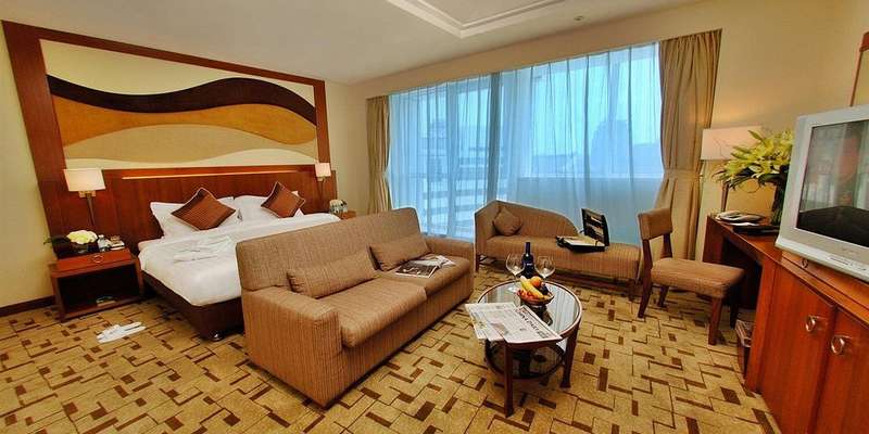 room_e6b26e6b-30f1-4ad6-b003-0effbcd345aa