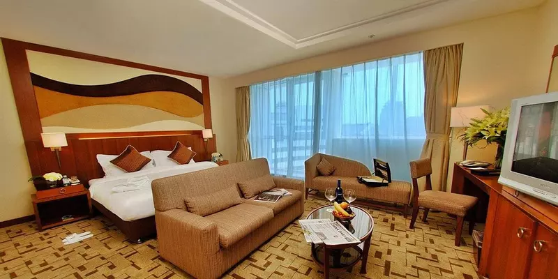 room_e6b26e6b-30f1-4ad6-b003-0effbcd345aa
