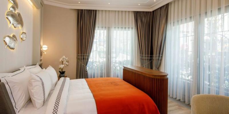 room_9d762807-9f7f-4e89-8c48-6cd4729fca88