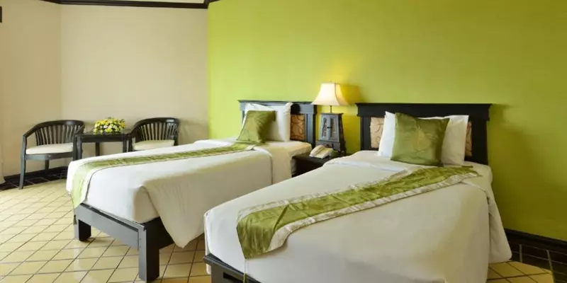 room_4416a065-d7fe-46d8-a613-92c10d6f5dc5
