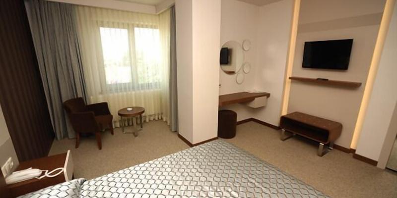 room_8f76e61a-e02f-4259-9eda-79093ad4179e.jpg