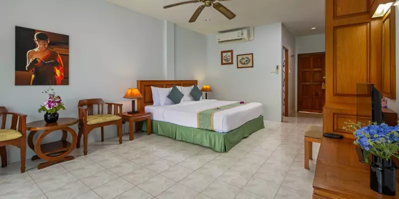 room_140ac53a-801b-41b7-b1b3-8d67b99f836f