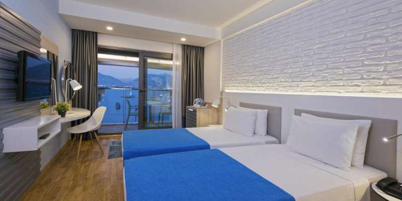 room_9d81ab05-1809-4ed5-ad62-290da566a03a.jpg