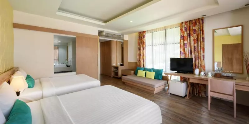 room_feffd9ea-f638-49f0-a7e0-7cda3312c6ee