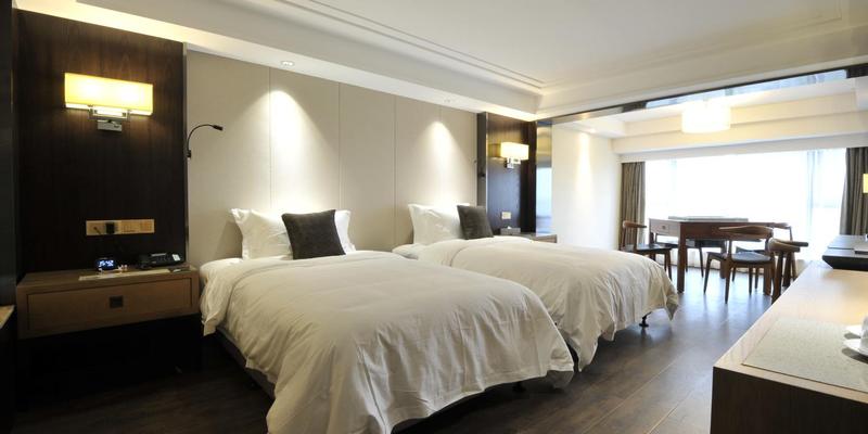 room_31e1e86d-cf01-4ae5-be3f-cbbe3a975b22.jpg