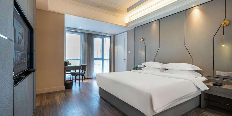 room_c9915e84-ba44-4e22-a761-8dd709e264ce.jpg